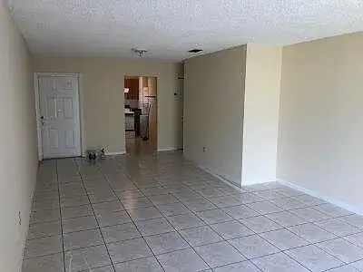 800 SW 9TH Street, Hallandale Beach FL 33009 photo 4