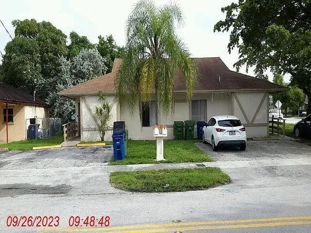 800 SW 9TH Street, Hallandale Beach FL 33009 photo 5