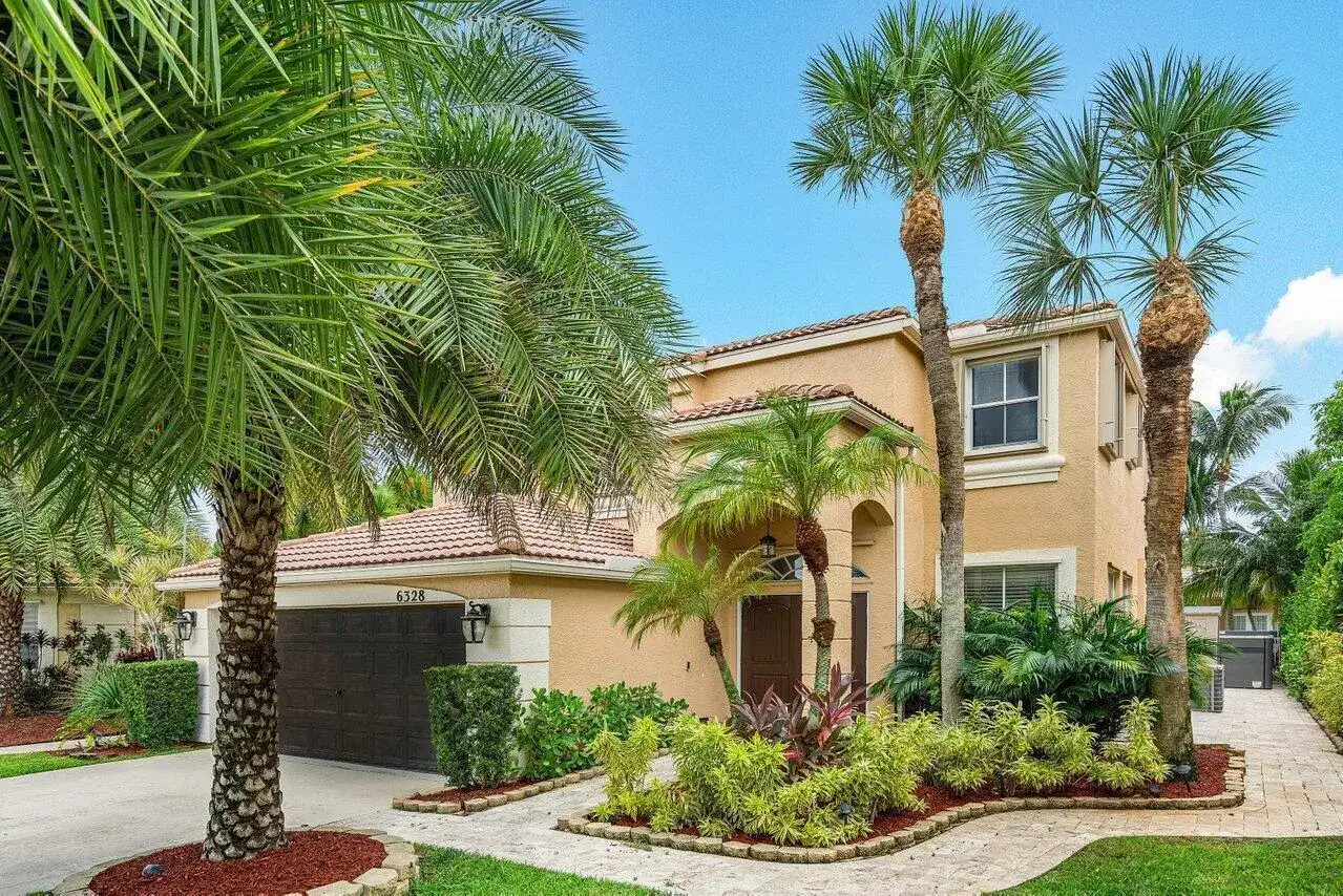 6328 STONEHURST Circle, Lake Worth FL 33467 photo 3