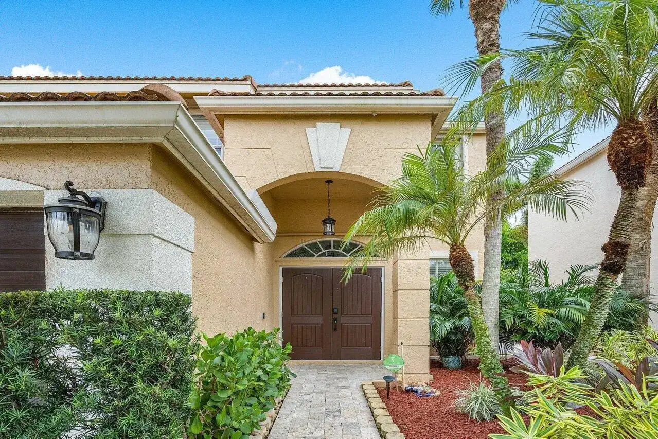 6328 STONEHURST Circle, Lake Worth FL 33467 photo 4