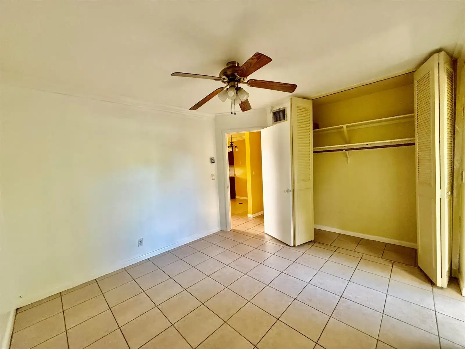 1607 HOLLY Street # 6, Lantana FL 33462 photo 5