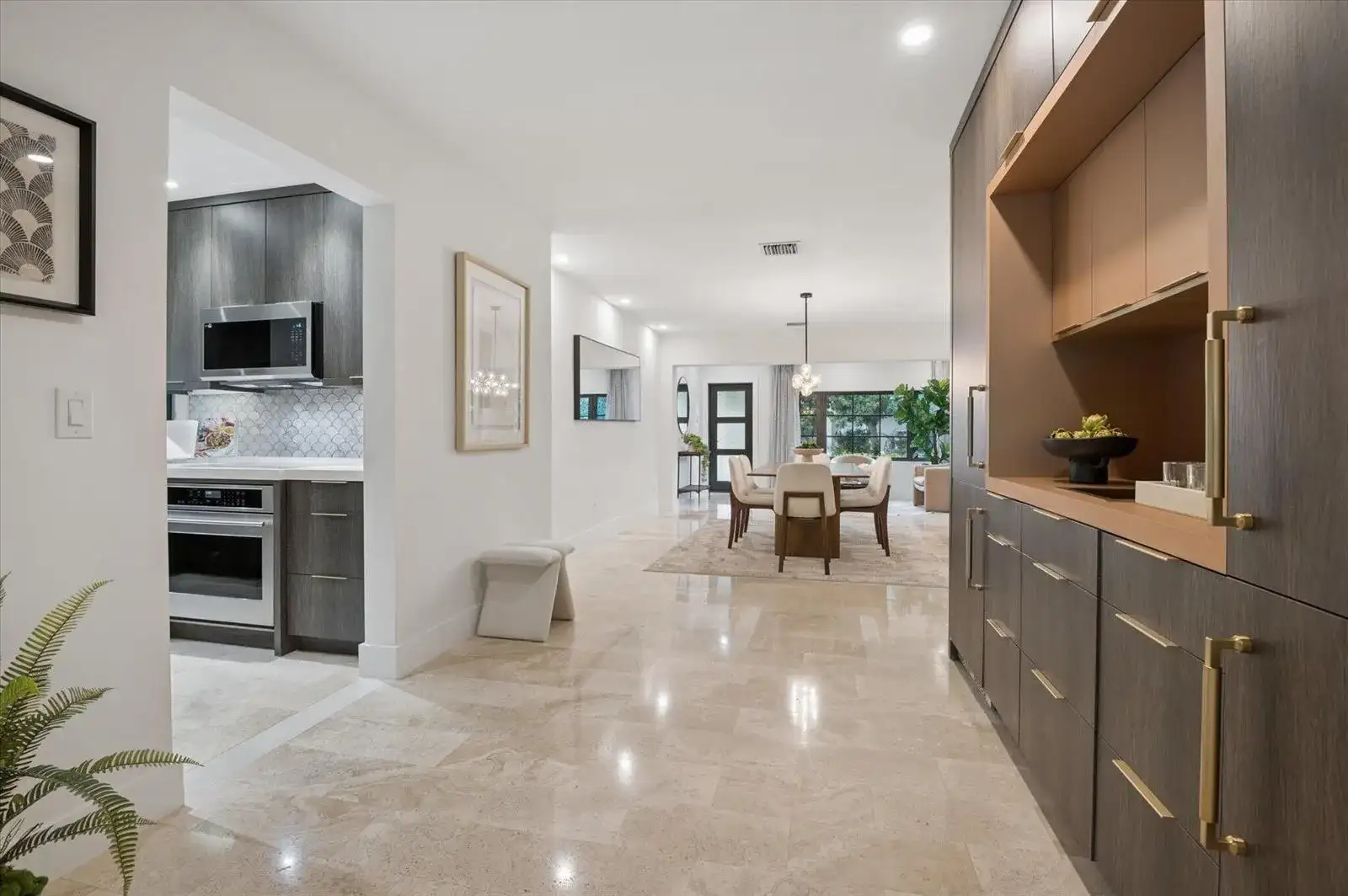 541 NE 8th Avenue, Fort Lauderdale FL 33301 photo 5
