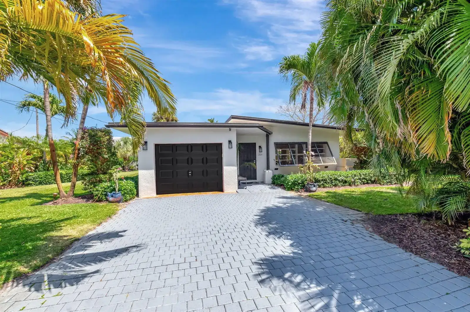 231 SE 3rd Avenue, Delray Beach FL 33483 photo 2