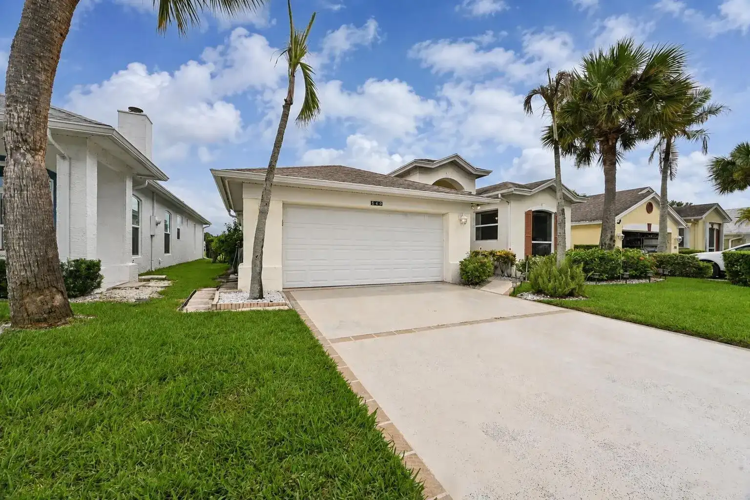 540 NW Lambrusco Drive, Port St. Lucie FL 34986 photo 2