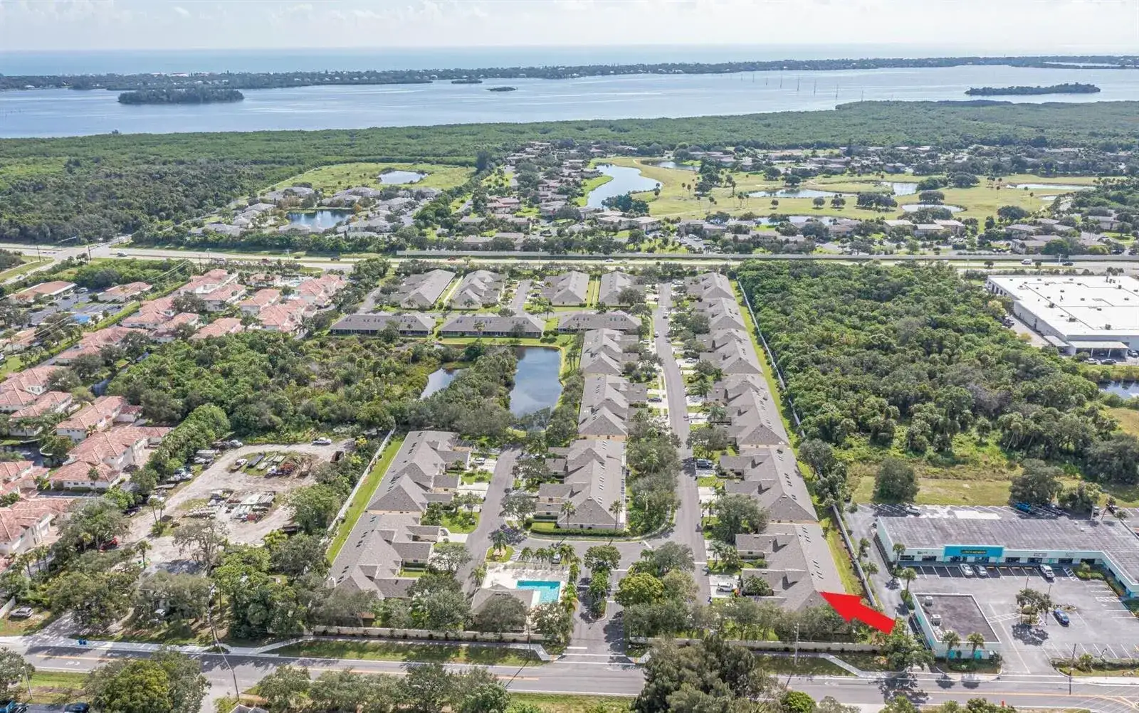 559 6TH Street, Vero Beach FL 32962 photo 2