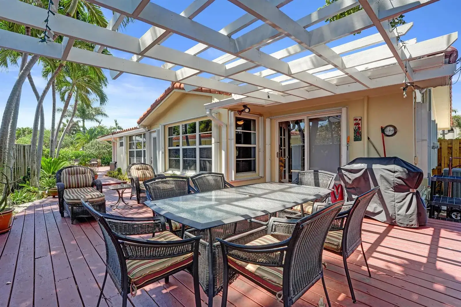 1900 N RIVERSIDE Drive, Pompano Beach FL 33062 photo 3