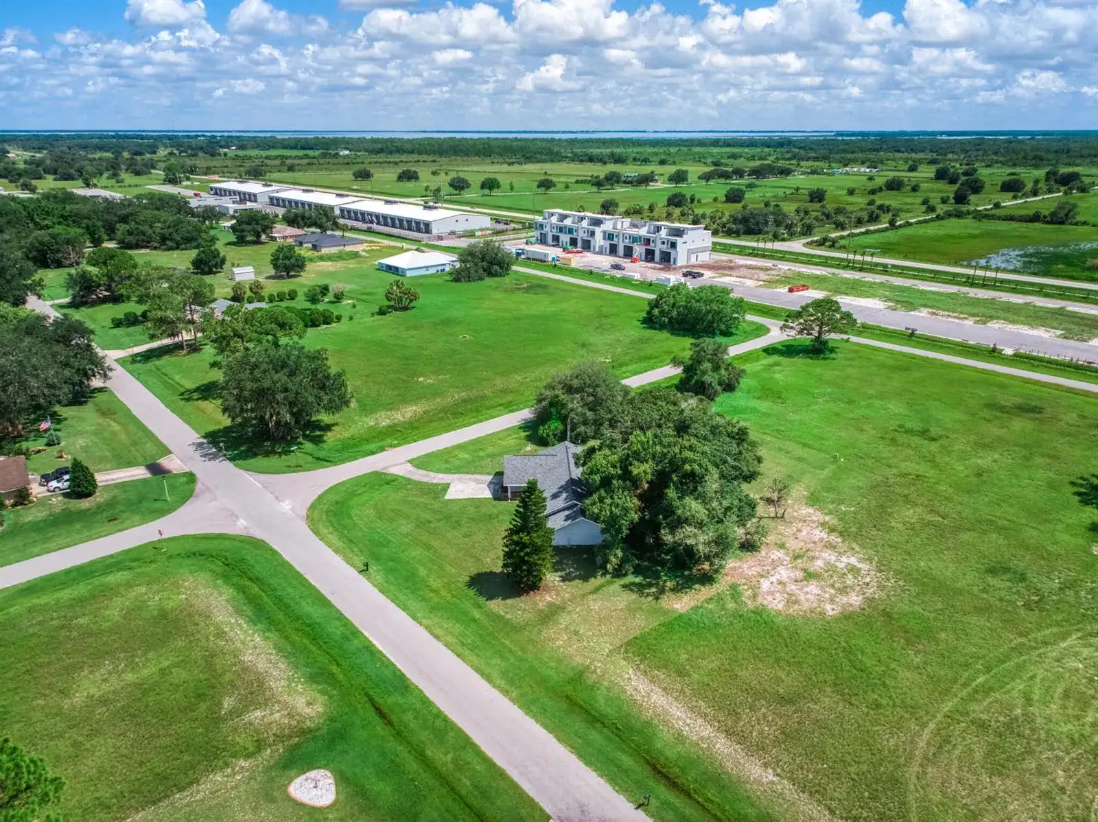 8316 Hampshire Drive, Sebring FL 33876 photo 3