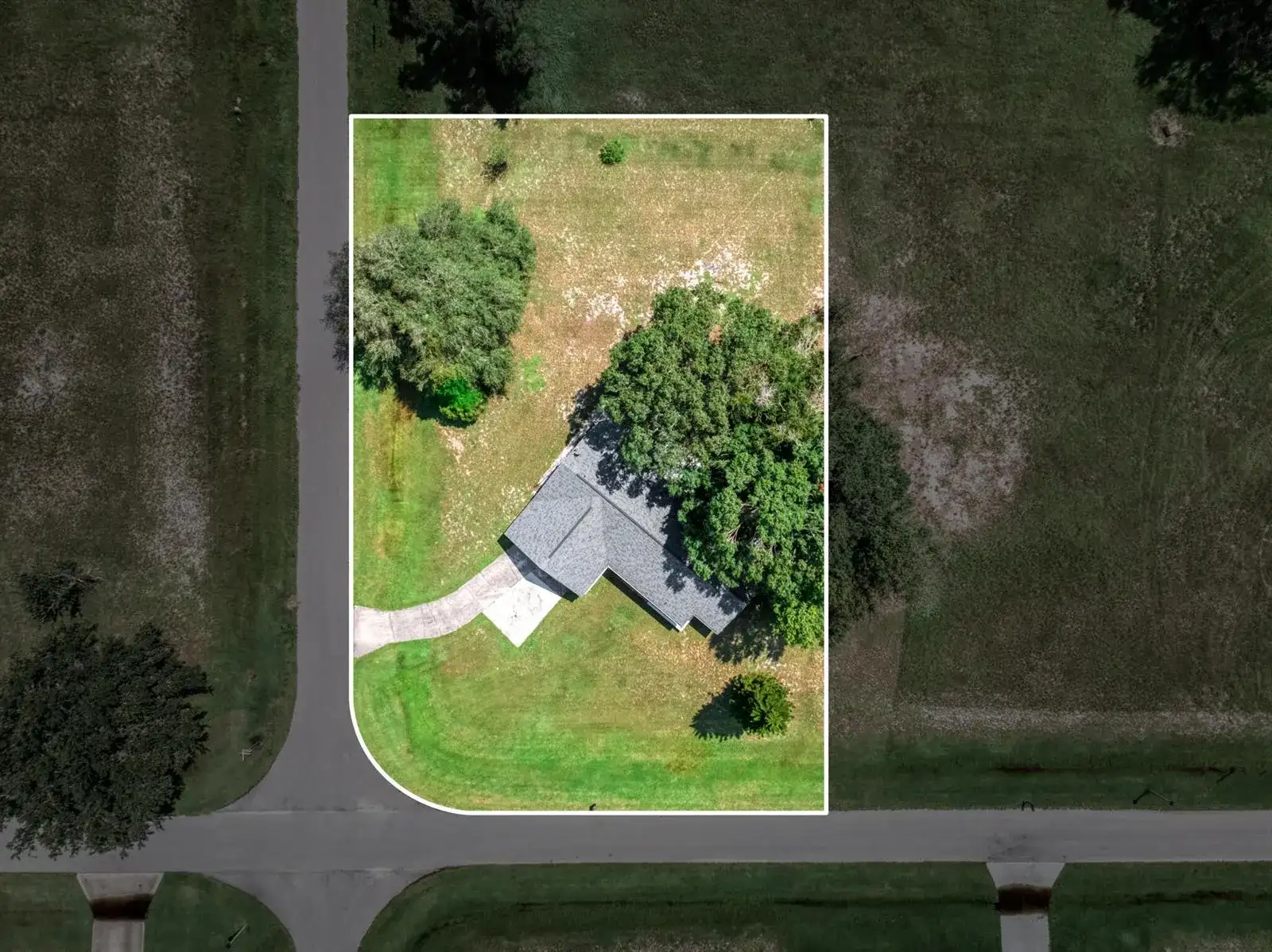 8316 Hampshire Drive, Sebring FL 33876 photo 5