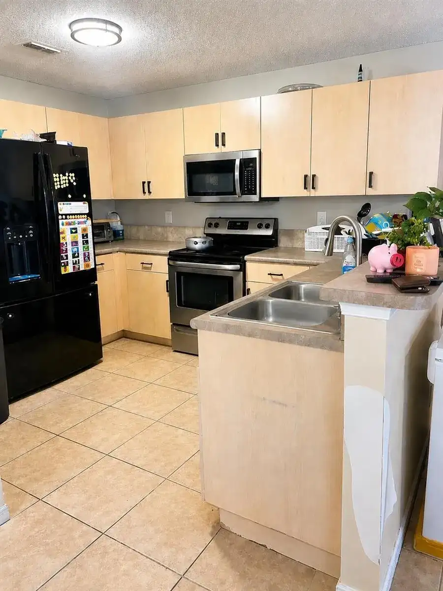 3331 Commodore Court, West Palm Beach FL 33411 photo 2