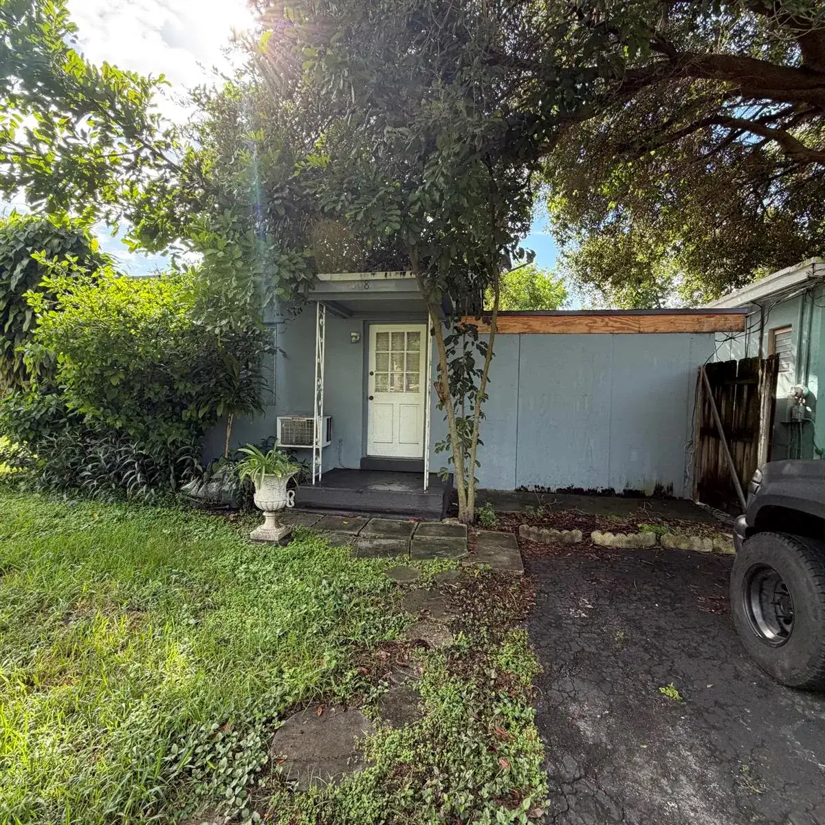 606 COLUMBUS Parkway, Hollywood FL 33021 photo 3