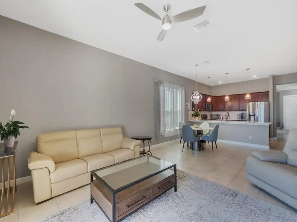 1804 BERKSHIRE Circle SW, Vero Beach FL 32968 photo 3
