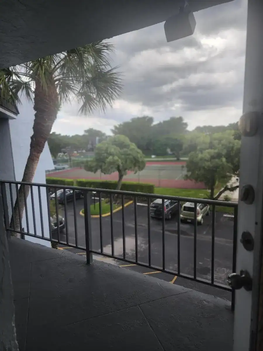 9301 LIME BAY Boulevard # 306, Tamarac FL 33321 photo 2