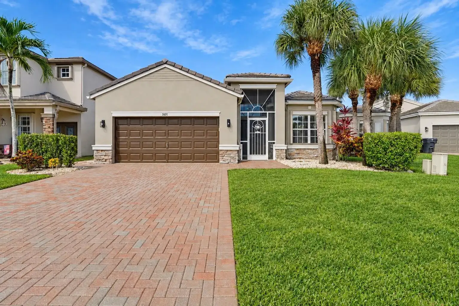 5691 Saddle Trail Lane, Lake Worth FL 33449 photo 2