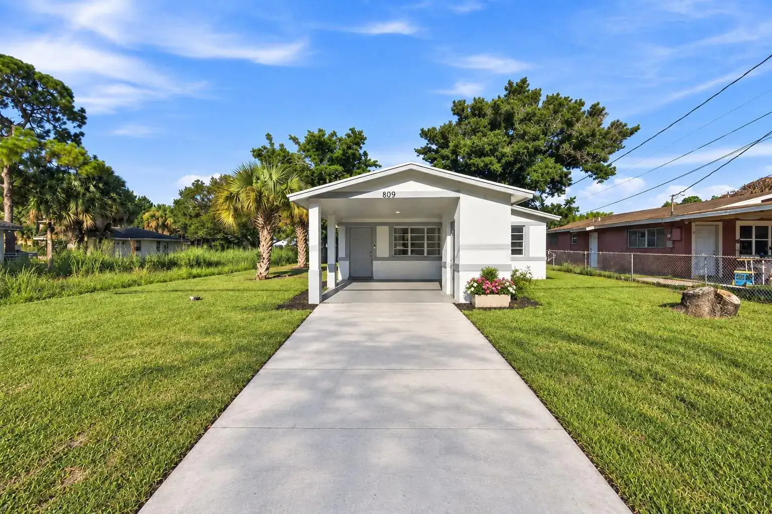 809 N 22ND Street, Fort Pierce FL 34950 photo 2