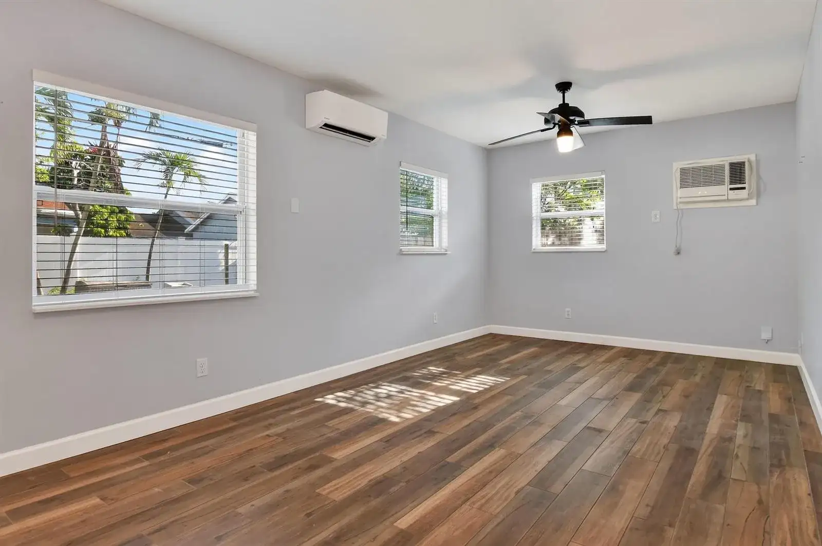 715 Green Street, West Palm Beach FL 33405 photo 2