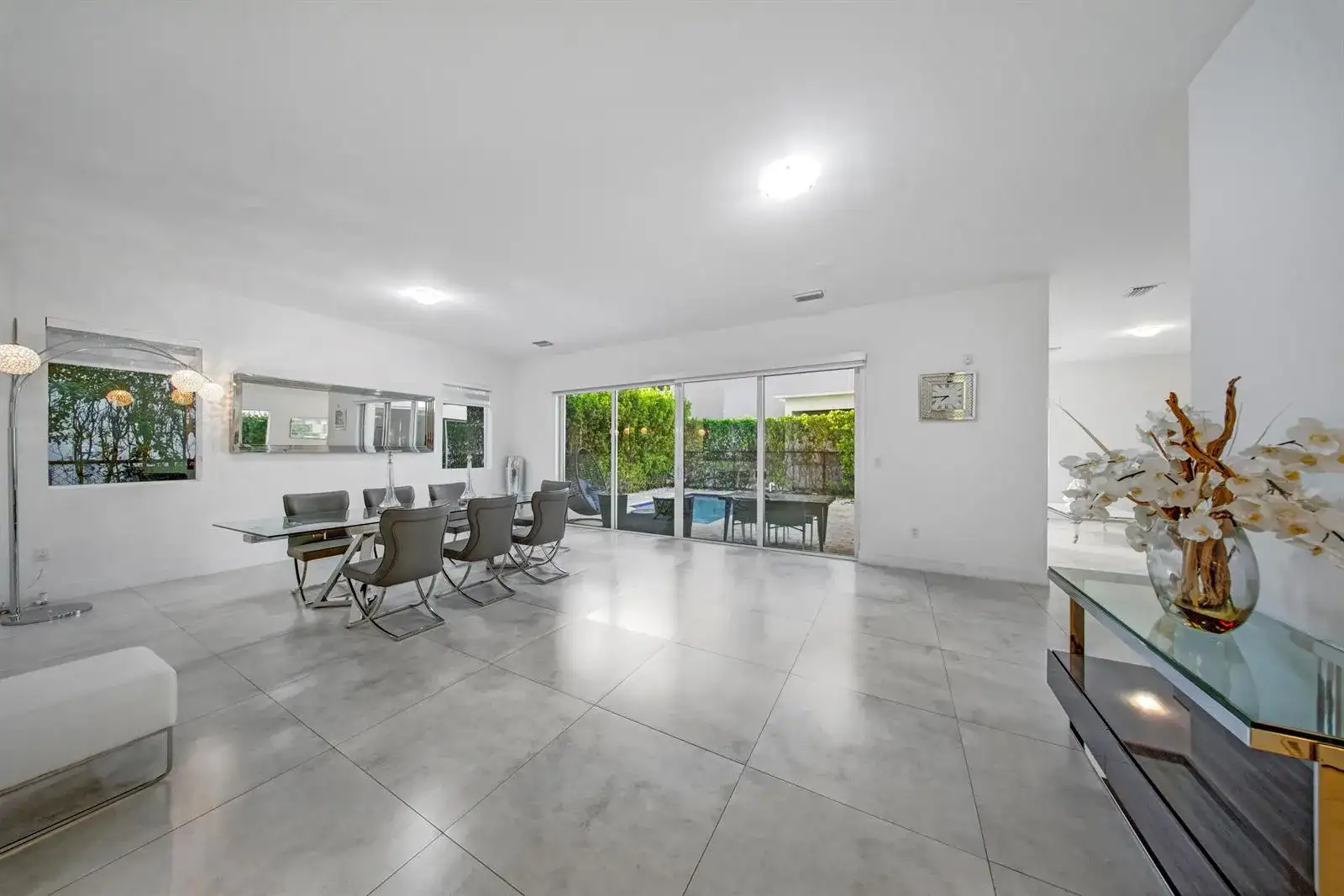 10081 NW 75TH Terrace, Doral FL 33178 photo 5