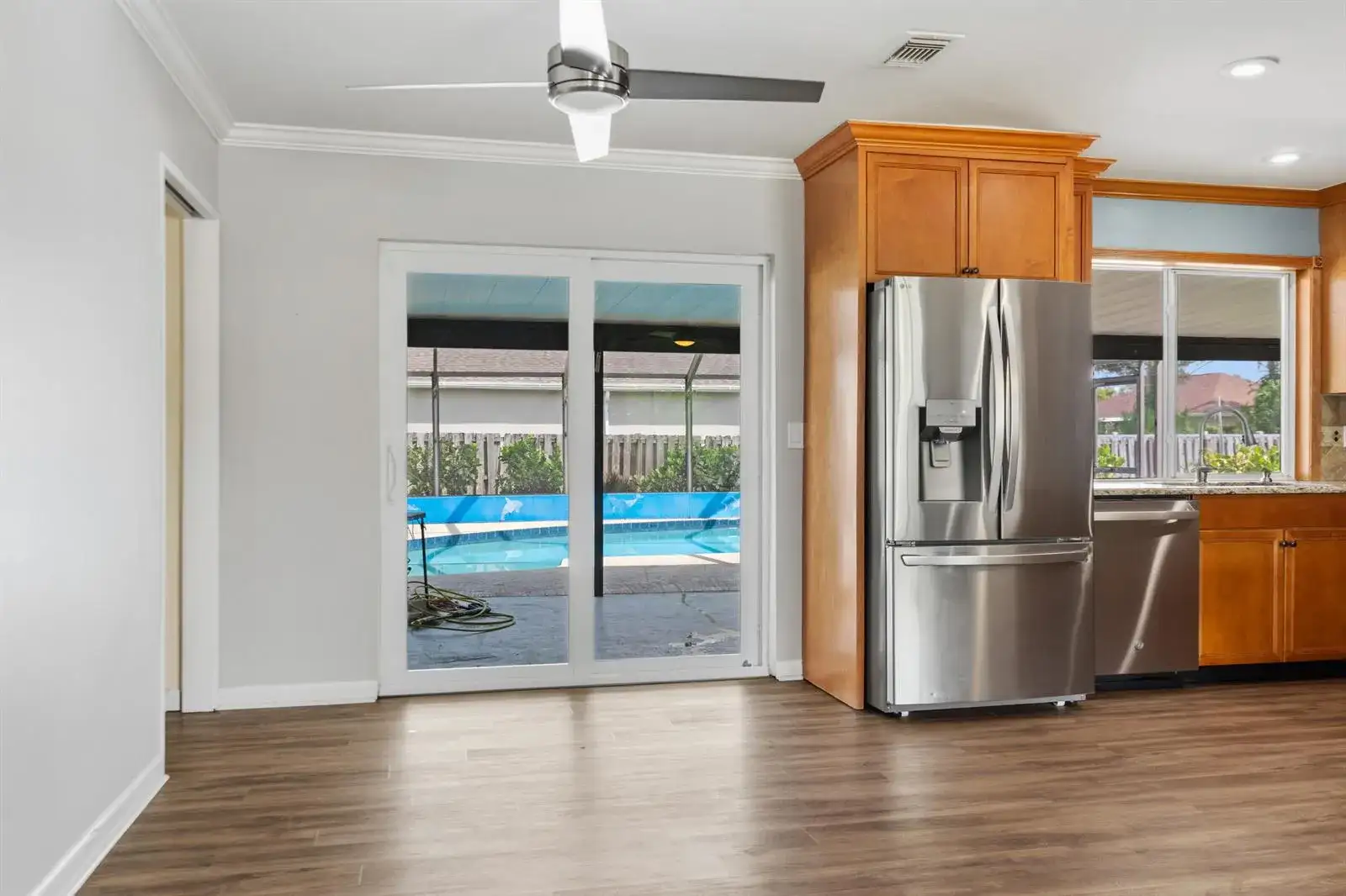 257 SW THORNHILL Drive, Port St. Lucie FL 34984 photo 3
