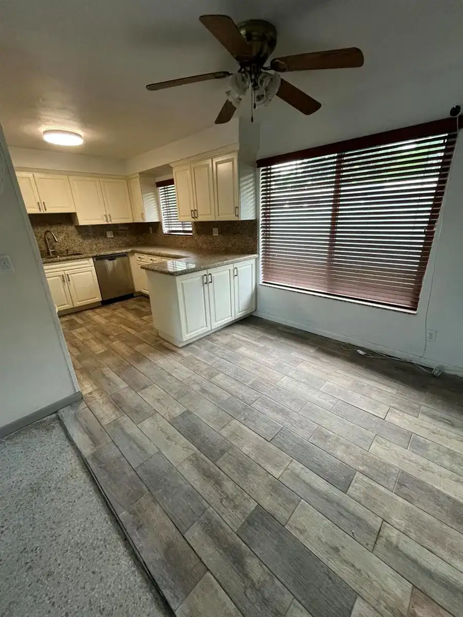 333 NW 26TH Court, Wilton Manors FL 33311 photo 2