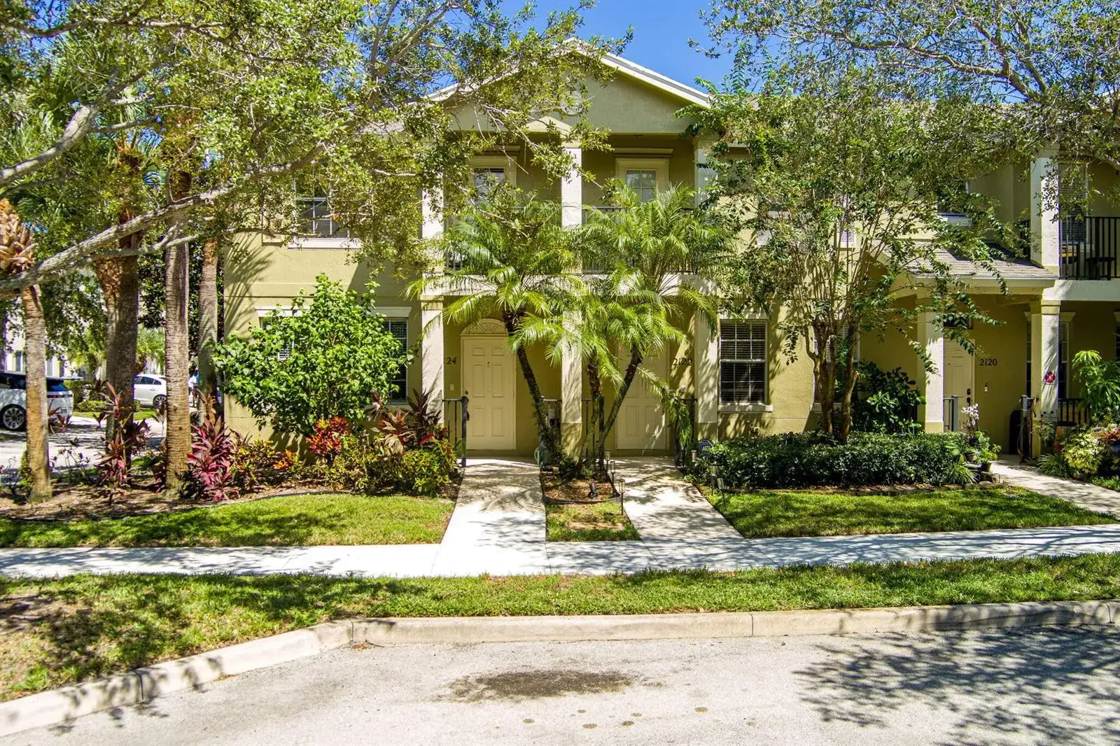 2124 SE Grand Drive, Port St. Lucie FL 34952 photo 2