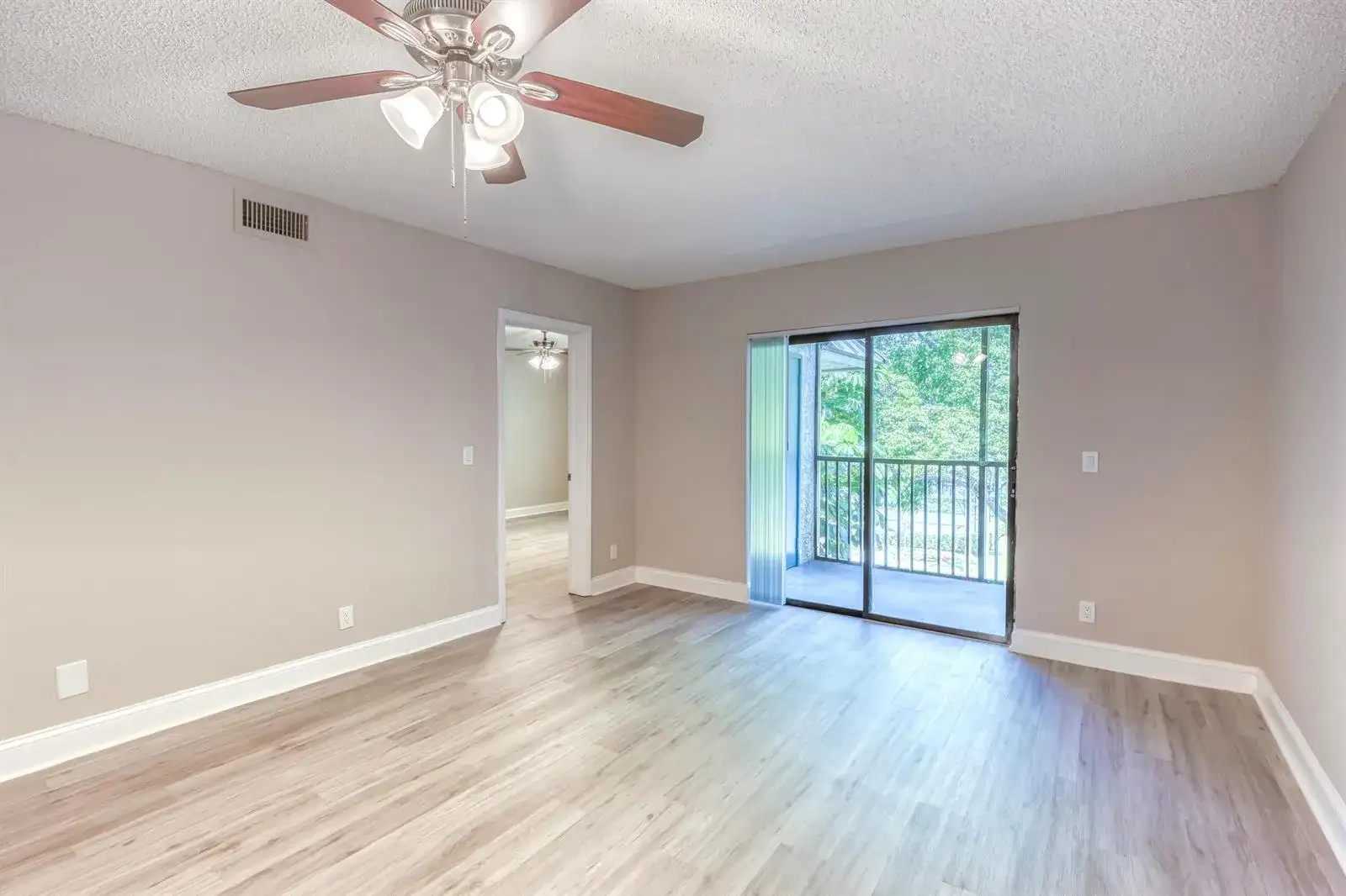 230 SE 10th Street # 306, Delray Beach FL 33483 photo 4