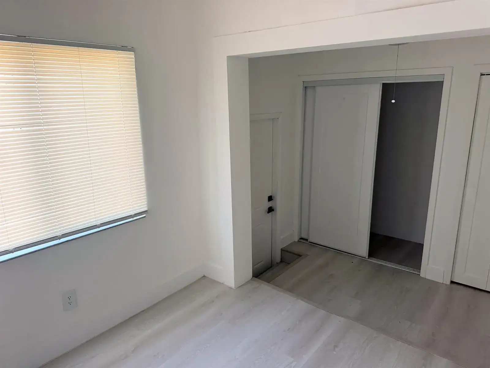801 NW 105TH Street, Miami FL 33150 photo 5