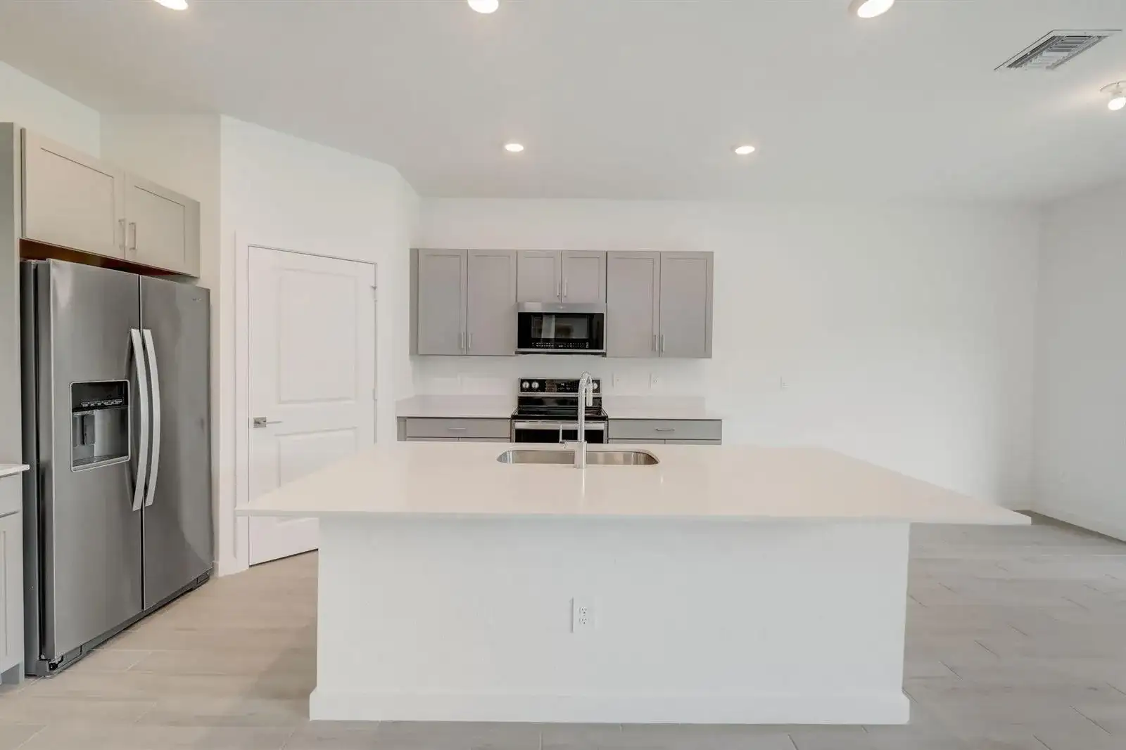 5976 SE Sky Blue Circle, Stuart FL 34997 photo 5