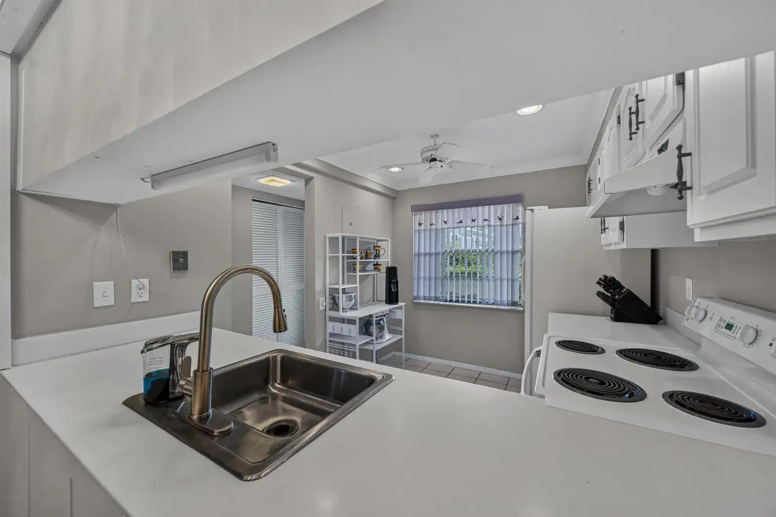 1205 Bahama Bend # F1, Coconut Creek FL 33066 photo 3