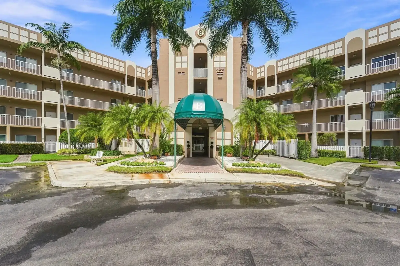7623 SOUTHAMPTON Terrace # 312, Tamarac FL 33321 photo 2