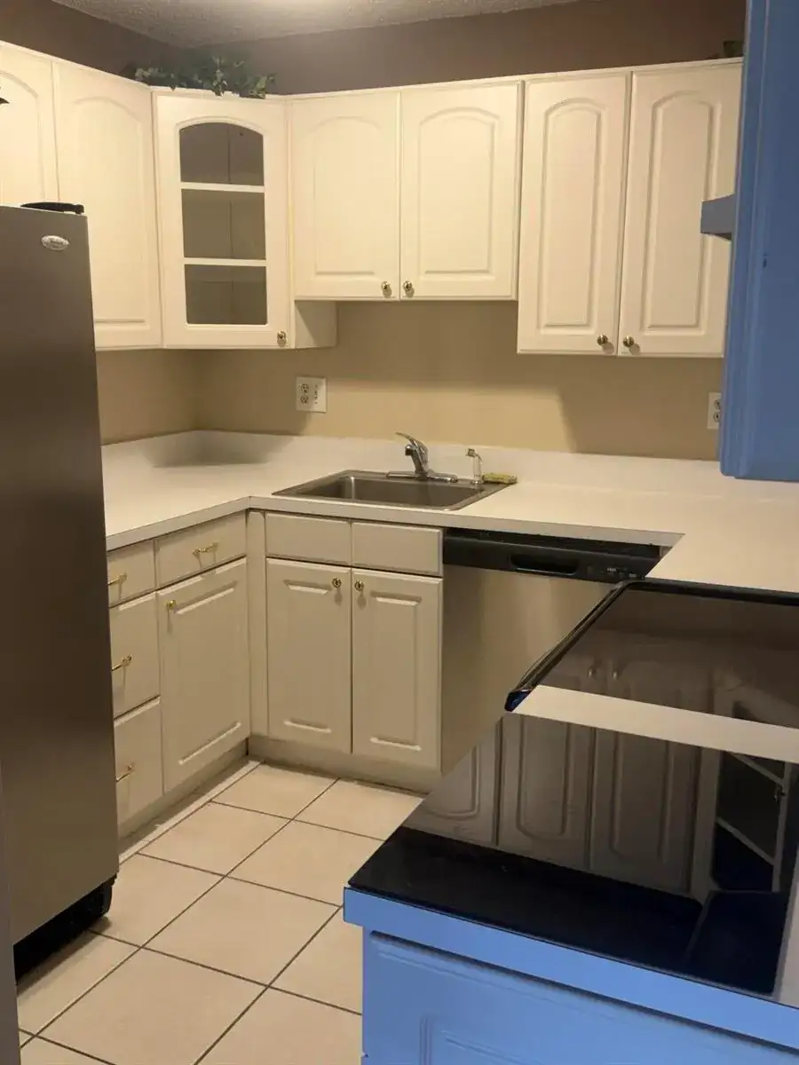 2113 SE EDLER Drive, Stuart FL 34994 photo 5
