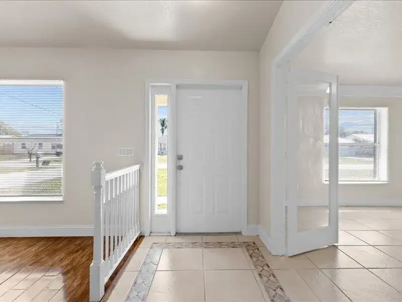 2829 SE CABANA Lane, Port St. Lucie FL 34952 photo 2