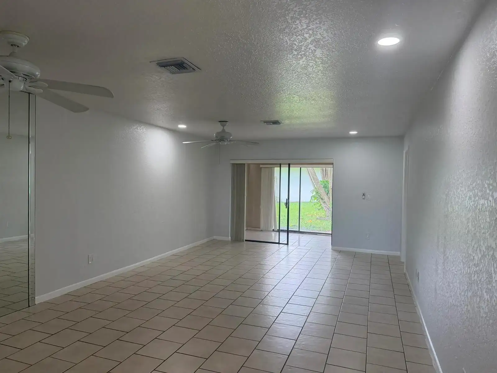 4814 PAULIE Court, West Palm Beach FL 33415 photo 4