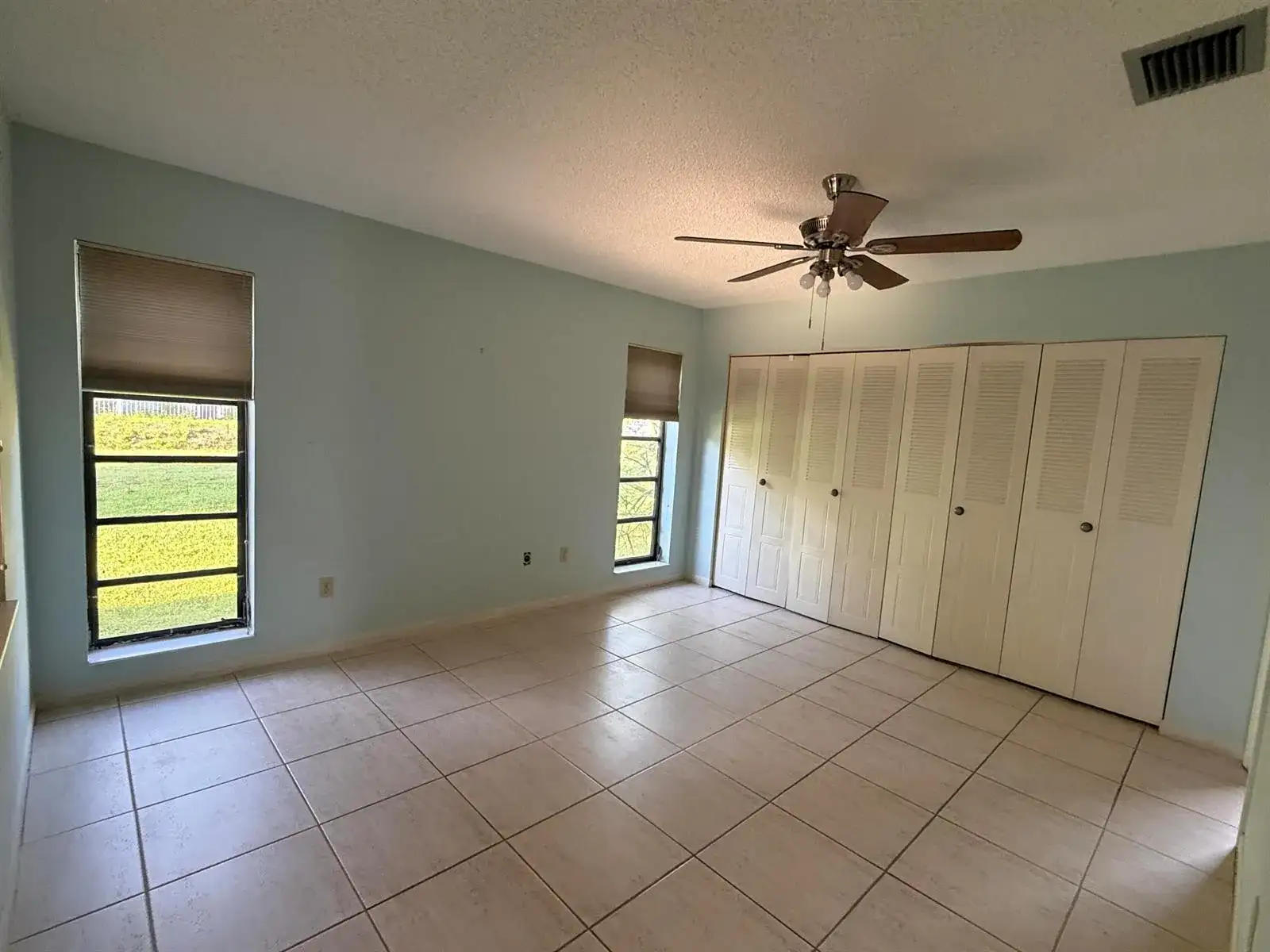 6273 Tall Cypress Circle, FL 33463 photo 5