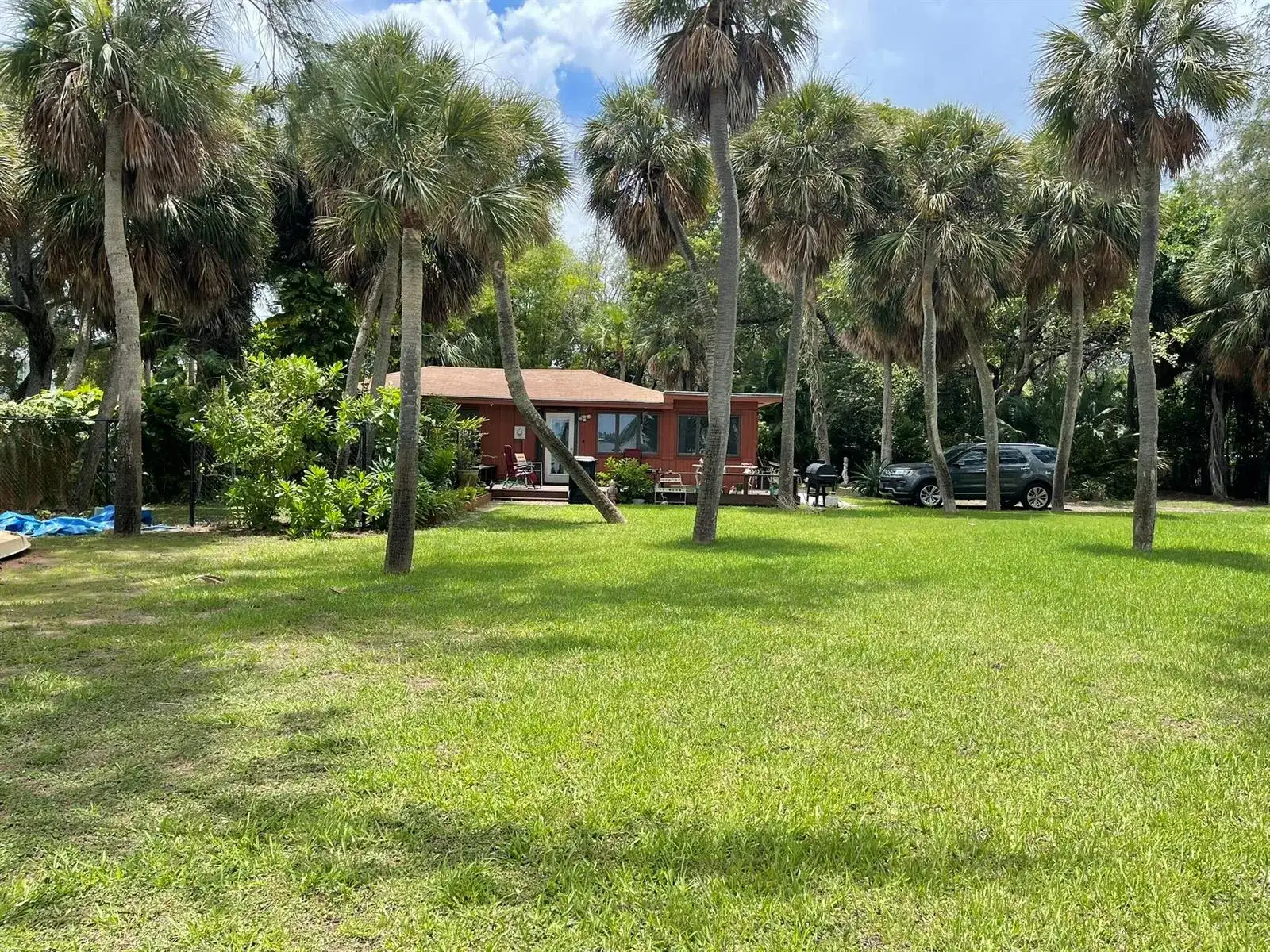 806 S LAKESIDE Drive, FL 33460 photo 2