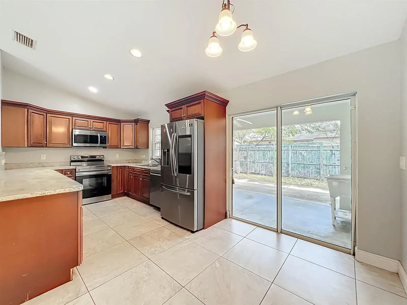 608 MASTERS Avenue, Wildwood FL 34785 photo 4