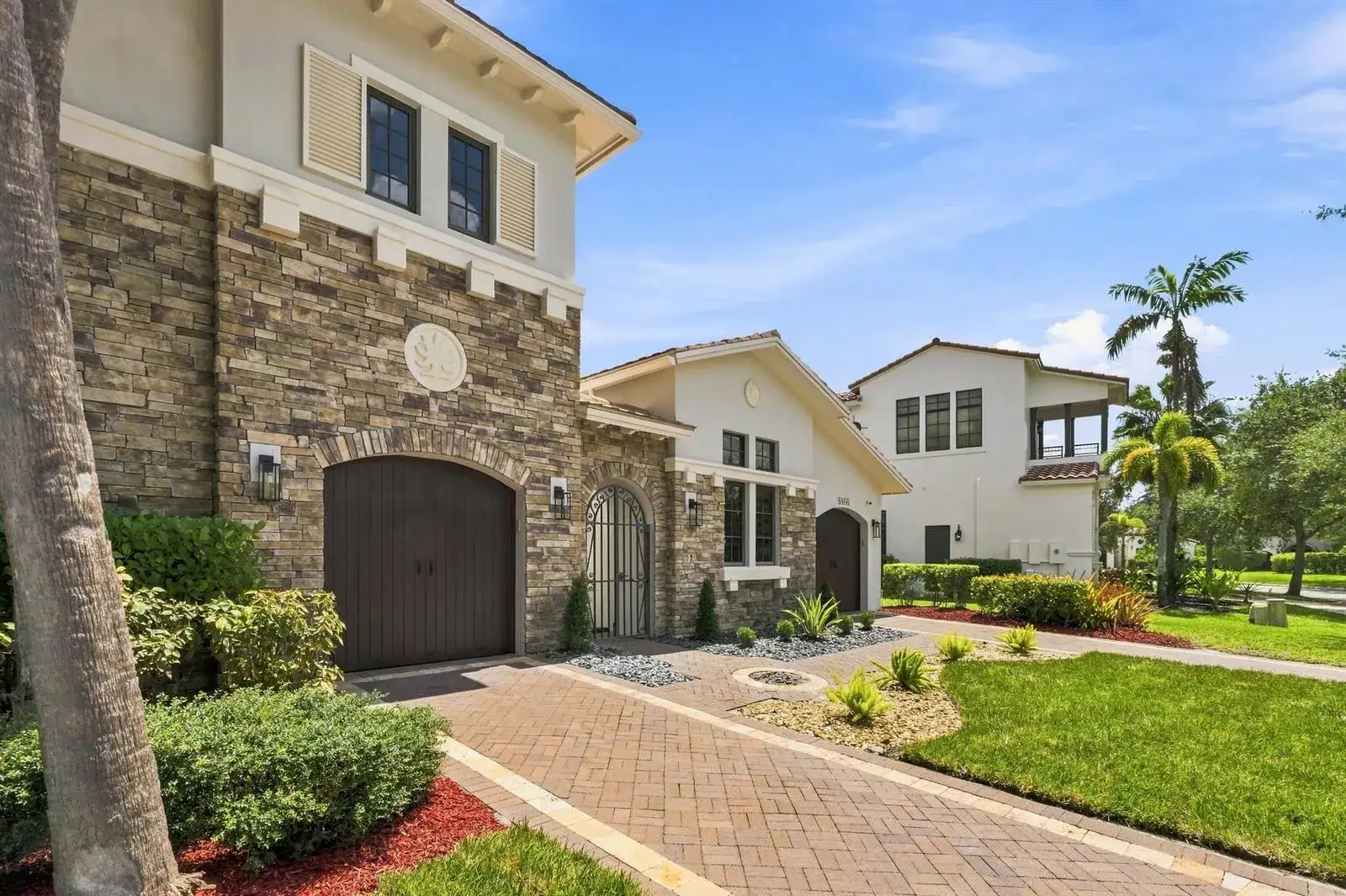 8166 Emerald Avenue, Parkland FL 33076 photo 2