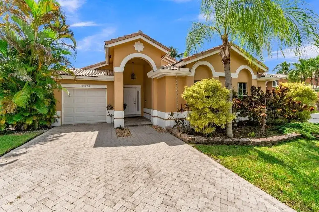 15466 SW 143RD Terrace, Miami FL 33196 photo 4