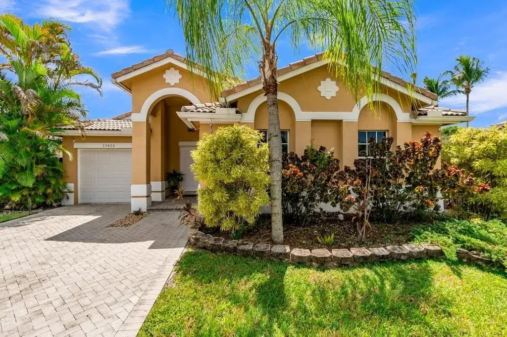 15466 SW 143RD Terrace, Miami FL 33196 photo 5