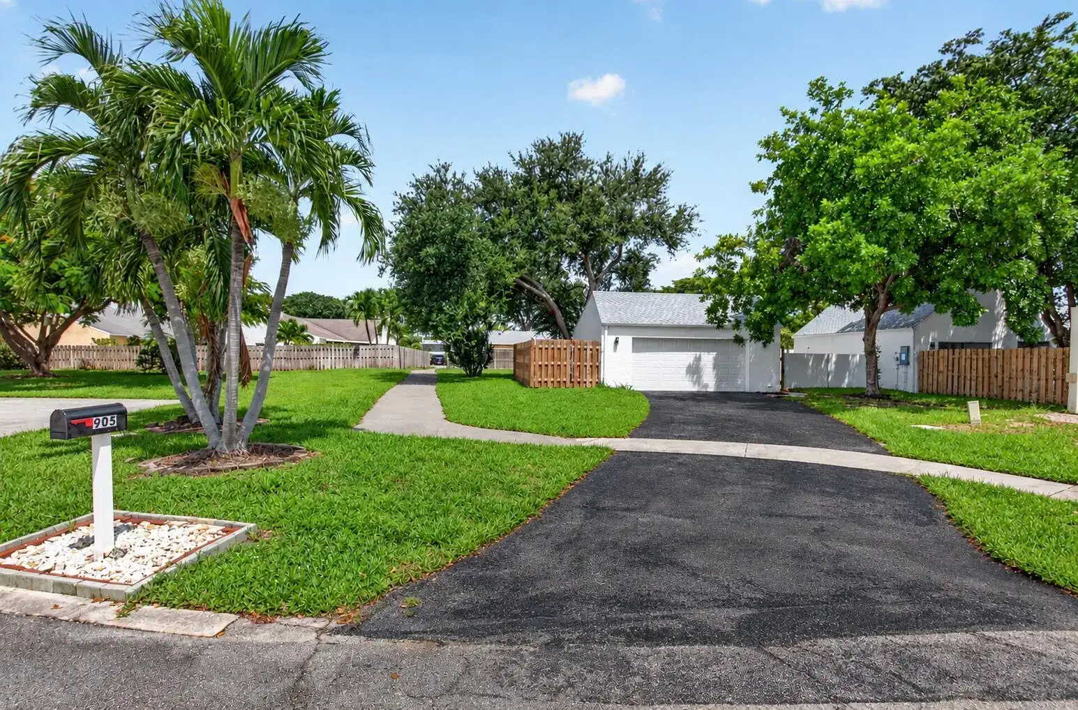 905 NW 21ST Way, Delray Beach FL 33445 photo 5