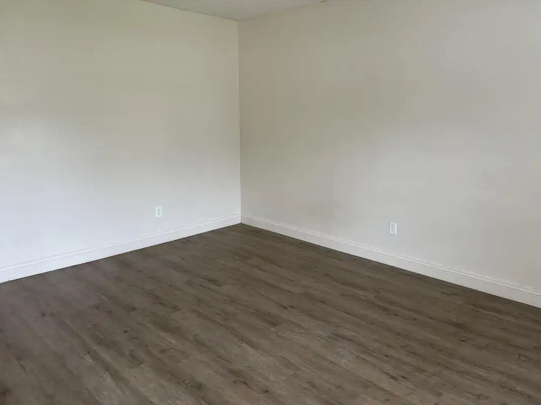 506 HOLLY Avenue, Fort Pierce FL 34982 photo 3
