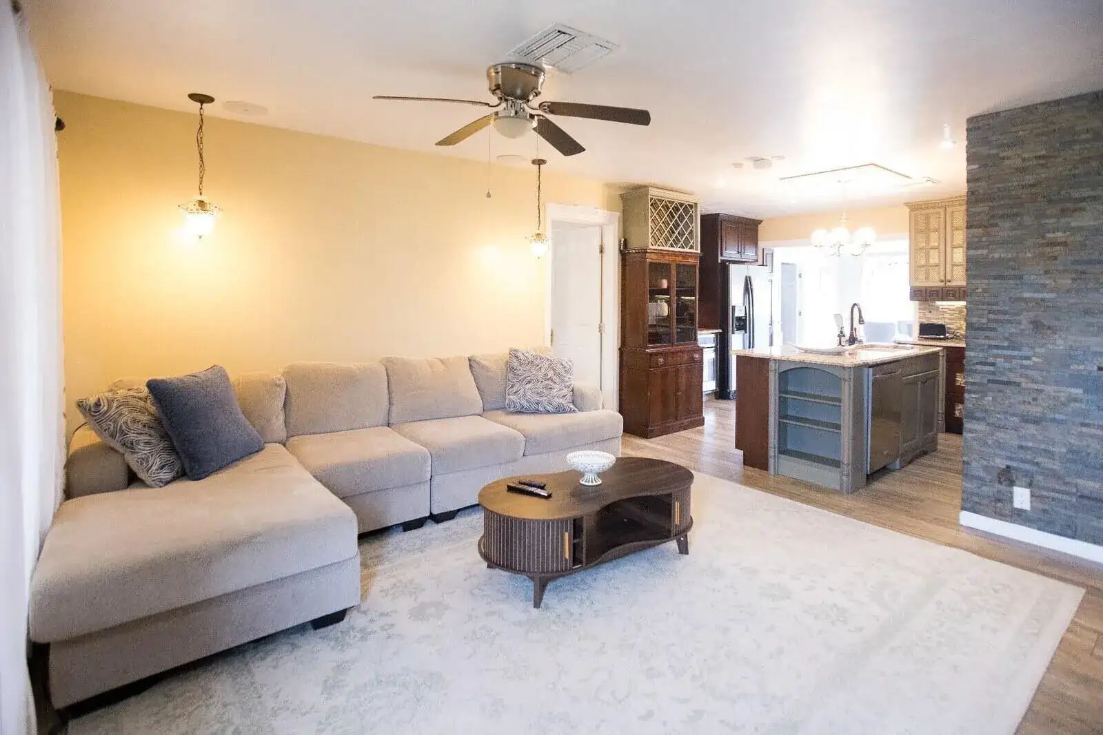 938 Arlington Drive, West Palm Beach FL 33415 photo 2