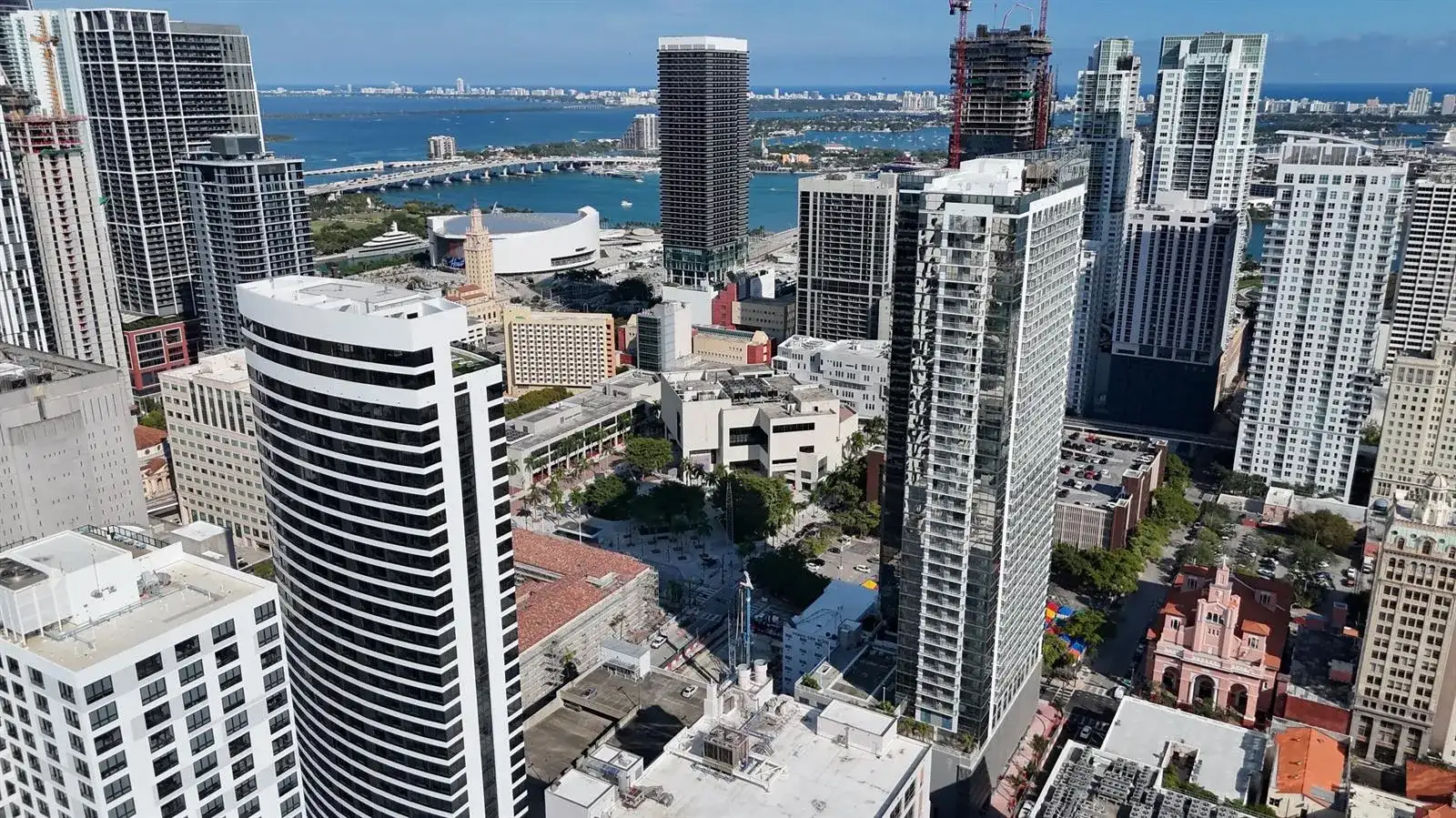 225 N MIAMI Avenue # 2207, Miami FL 33128 photo 2