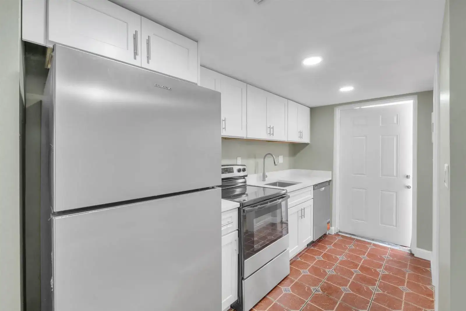 4171 NW 26TH Street # T2, Lauderhill FL 33313 photo 3