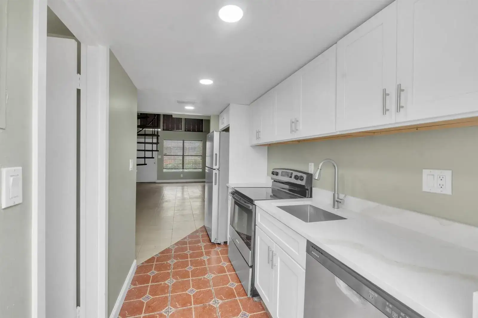 4171 NW 26TH Street # T2, Lauderhill FL 33313 photo 4