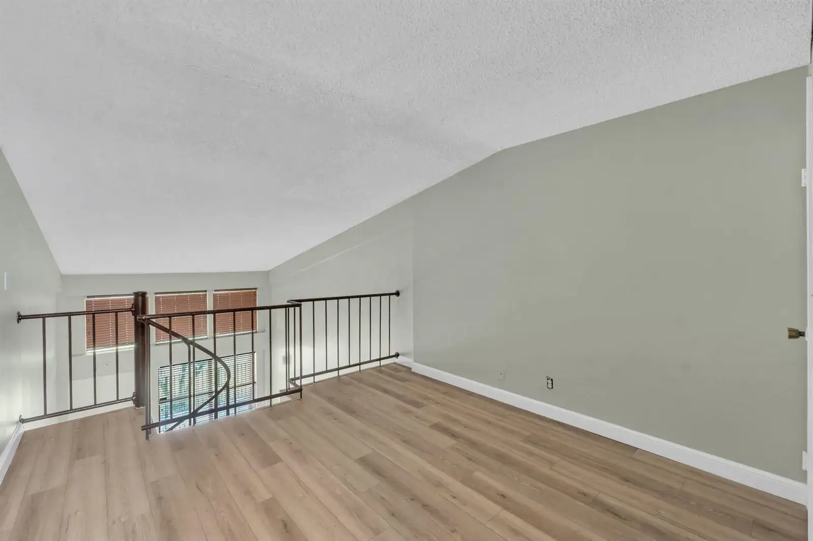 4171 NW 26TH Street # T2, Lauderhill FL 33313 photo 5