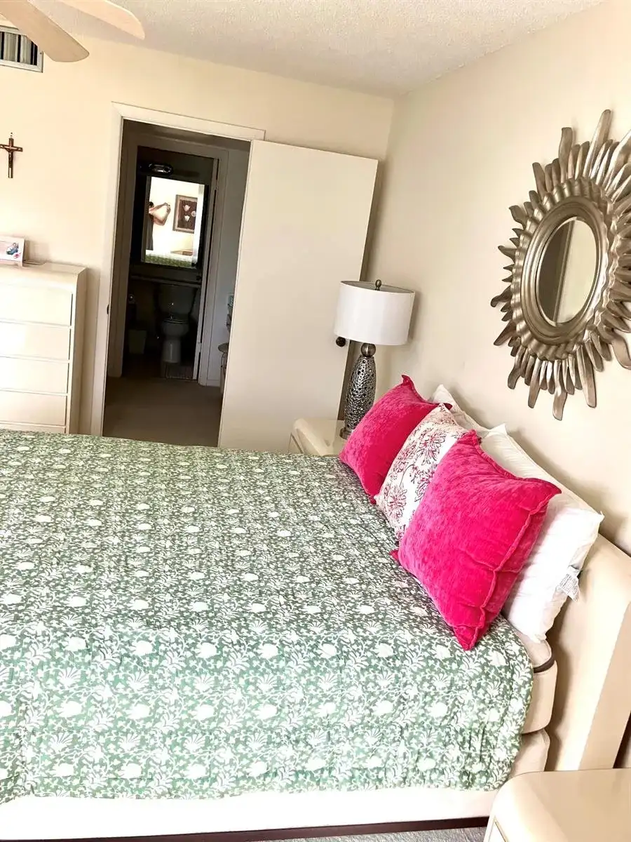 3530 LAZY PINE Way # 2, FL 33463 photo 3