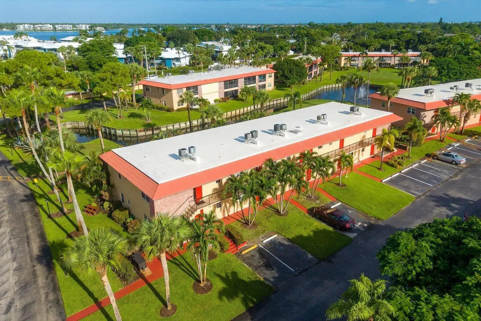 1917 SW Palm City Road Apt g, Stuart FL 34994 photo 2