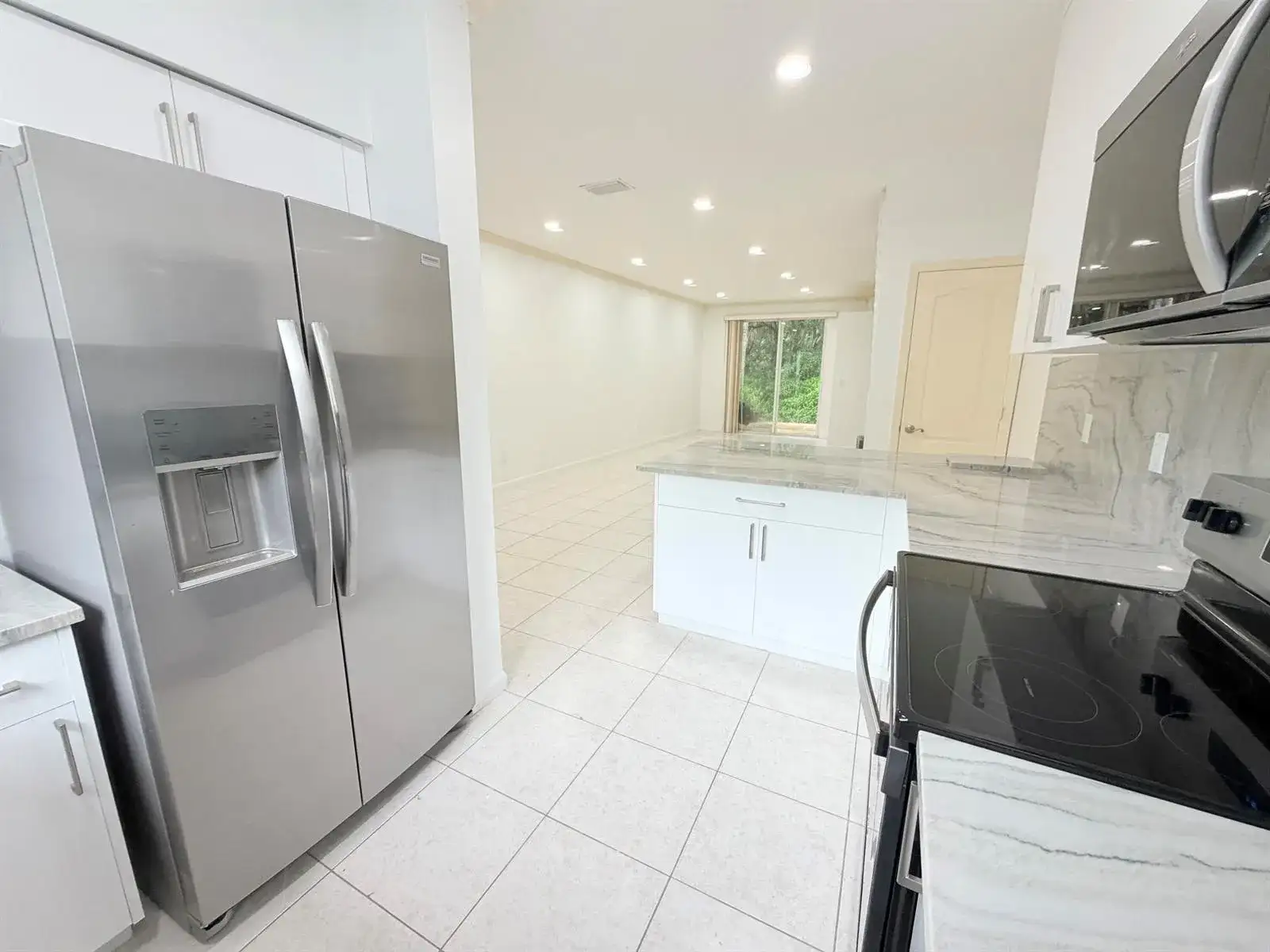 5738 NW 48TH Avenue, Coconut Creek FL 33073 photo 5