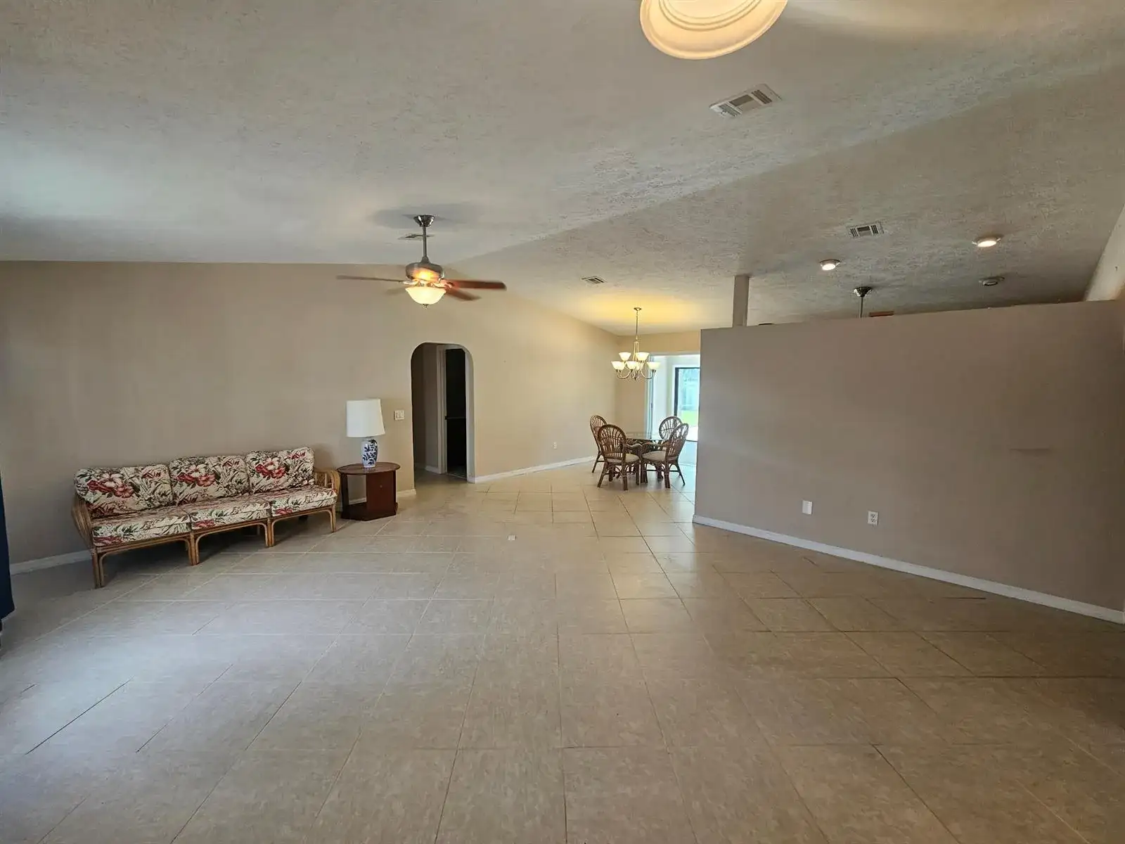 421 SE Faith Terrace, Port St. Lucie FL 34983 photo 5
