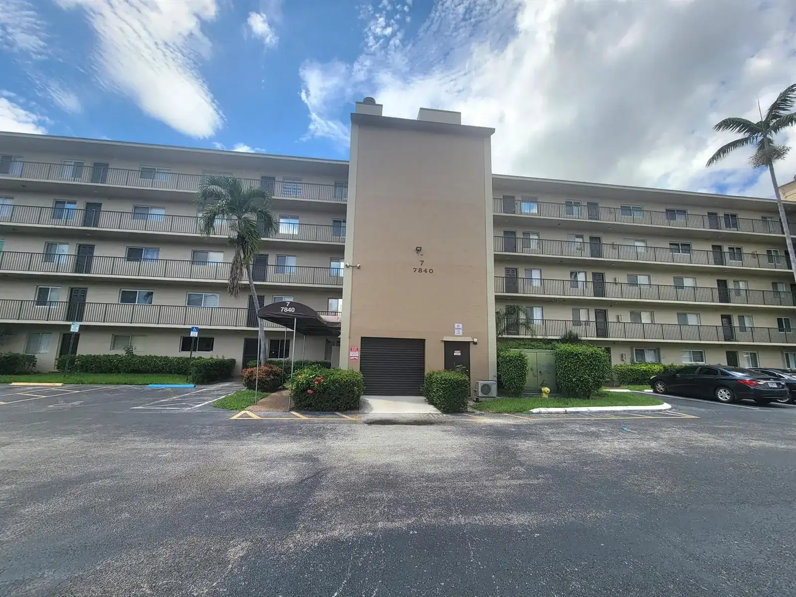 7840 NW 50TH Street # 504, Lauderhill FL 33351 photo 5