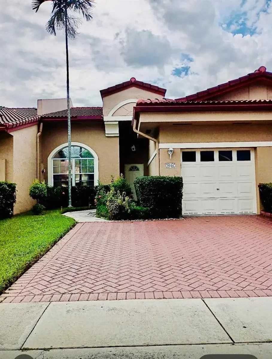 9914 Malvern Drive # 9914, Tamarac FL 33321 photo 5